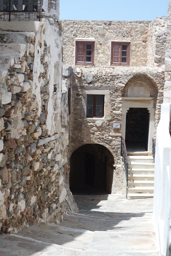 naxos cycaldes greece vacances guide castle kastro